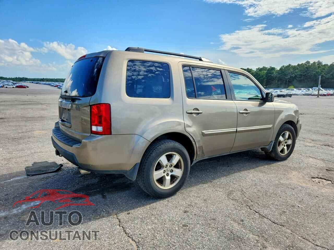 HONDA PILOT 2011 - 5FNYF3H56BB033138