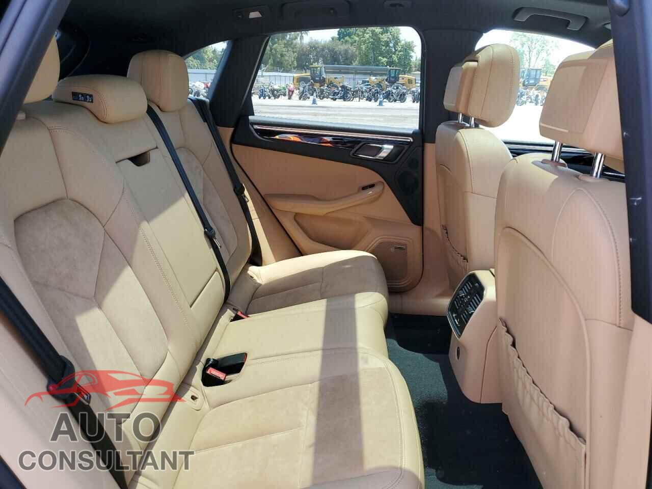 PORSCHE MACAN 2018 - WP1AA2A55JLB21144