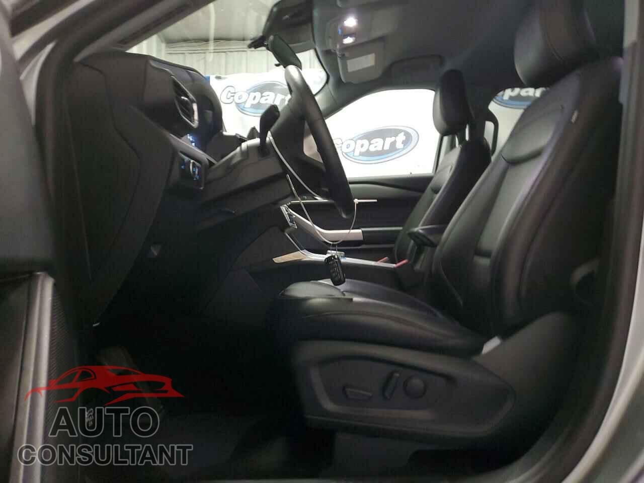FORD EXPLORER 2023 - 1FMSK7DH0PGB70397