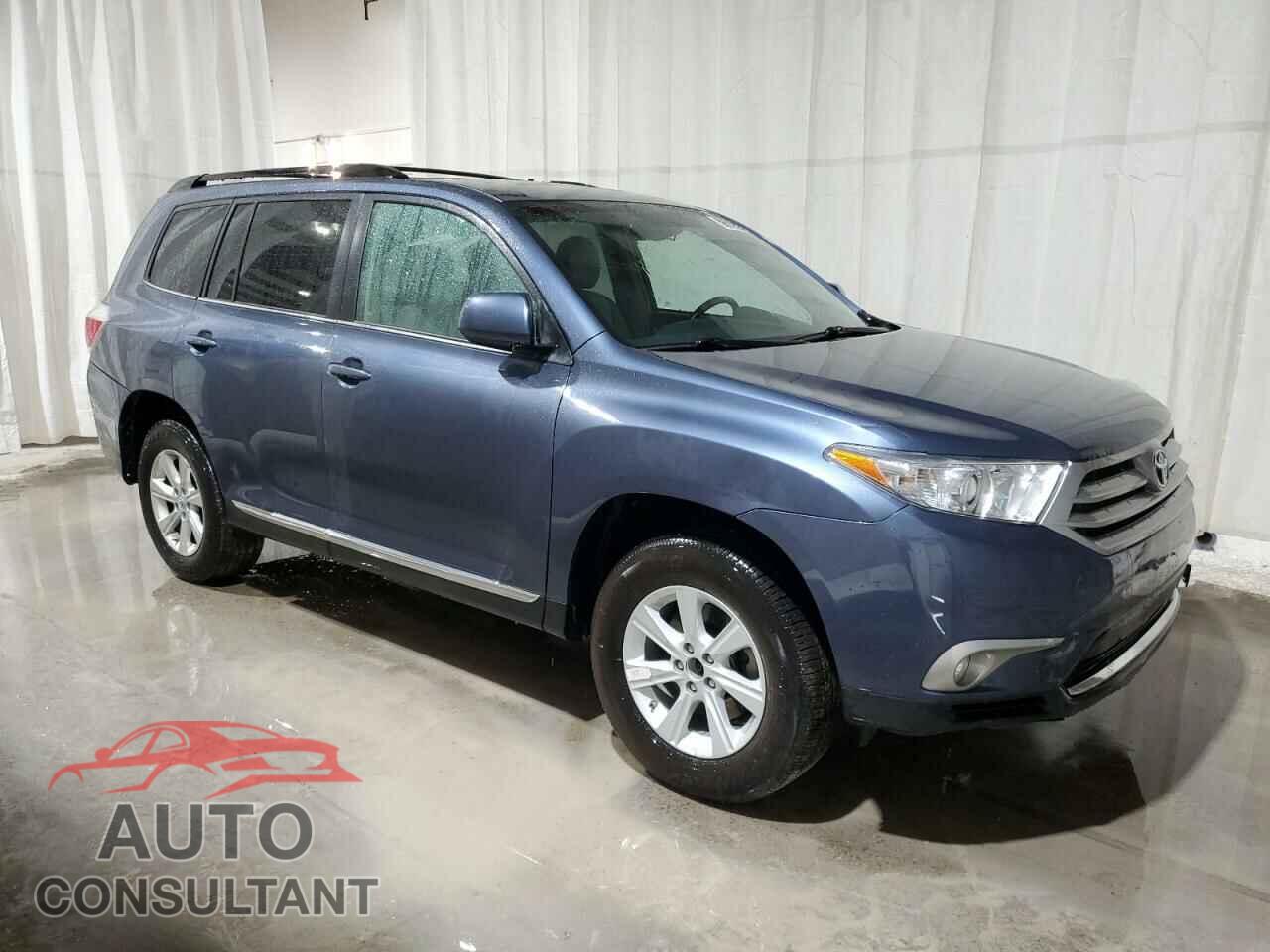 TOYOTA HIGHLANDER 2013 - 5TDBK3EH8DS213039