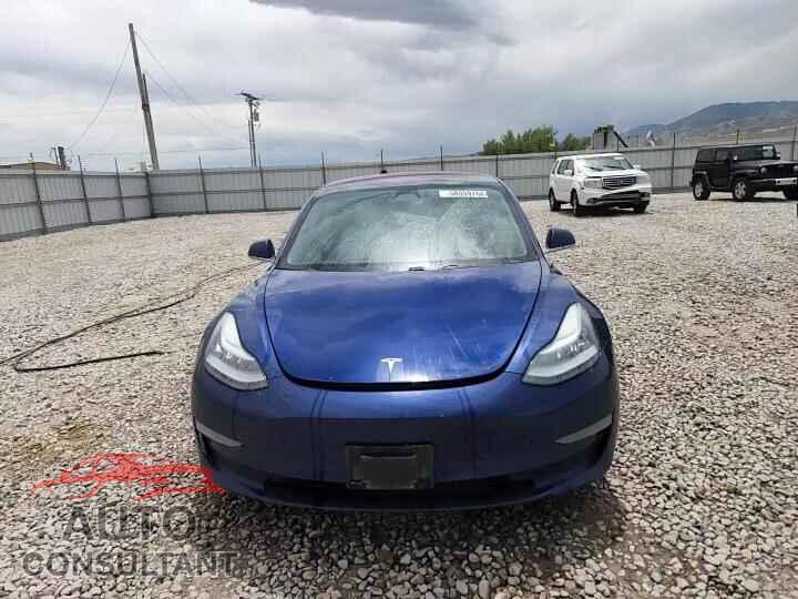 TESLA MODEL 3 2018 - 5YJ3E1EB6JF100928