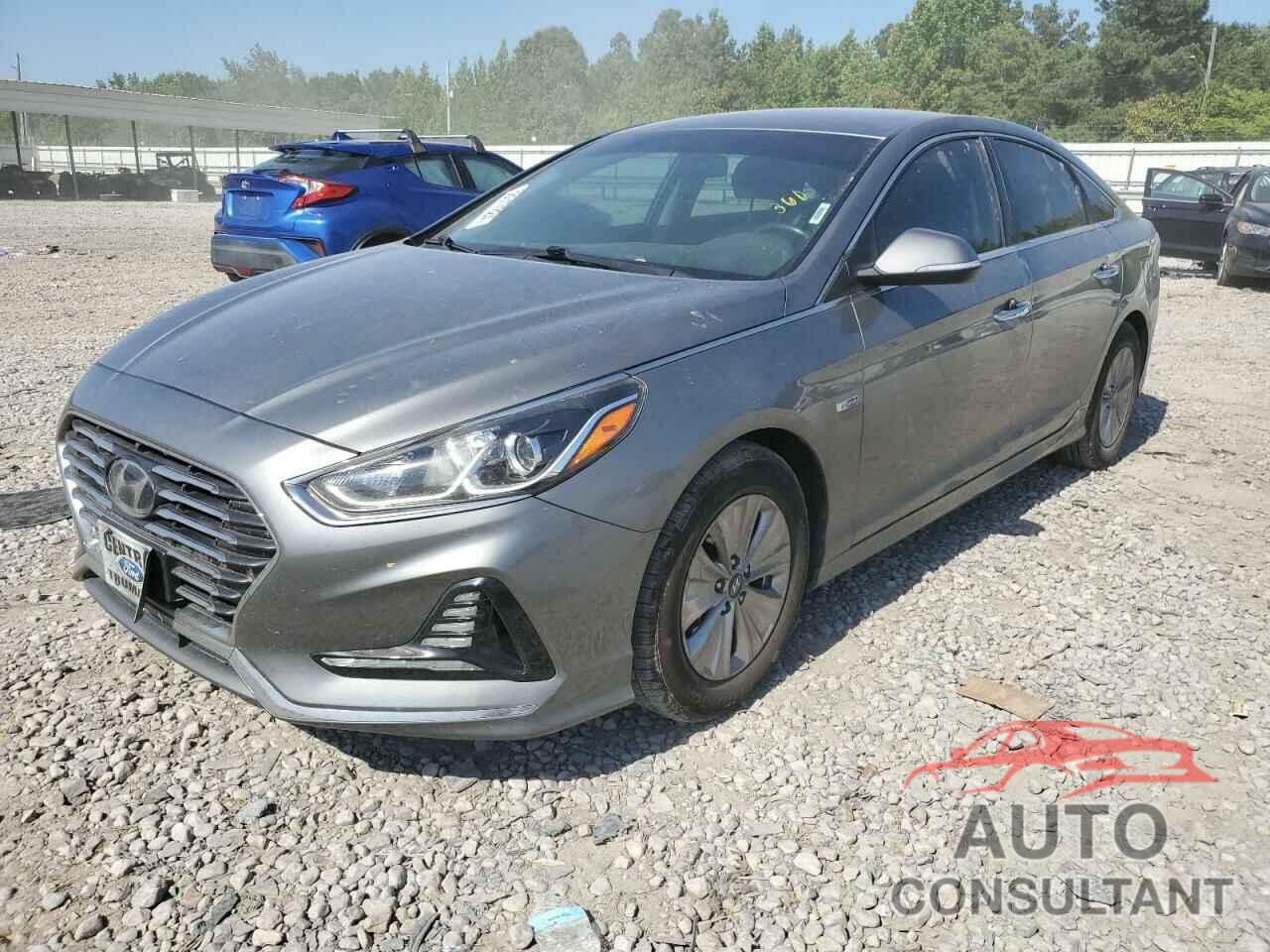 HYUNDAI SONATA 2018 - KMHE24L31JA082454