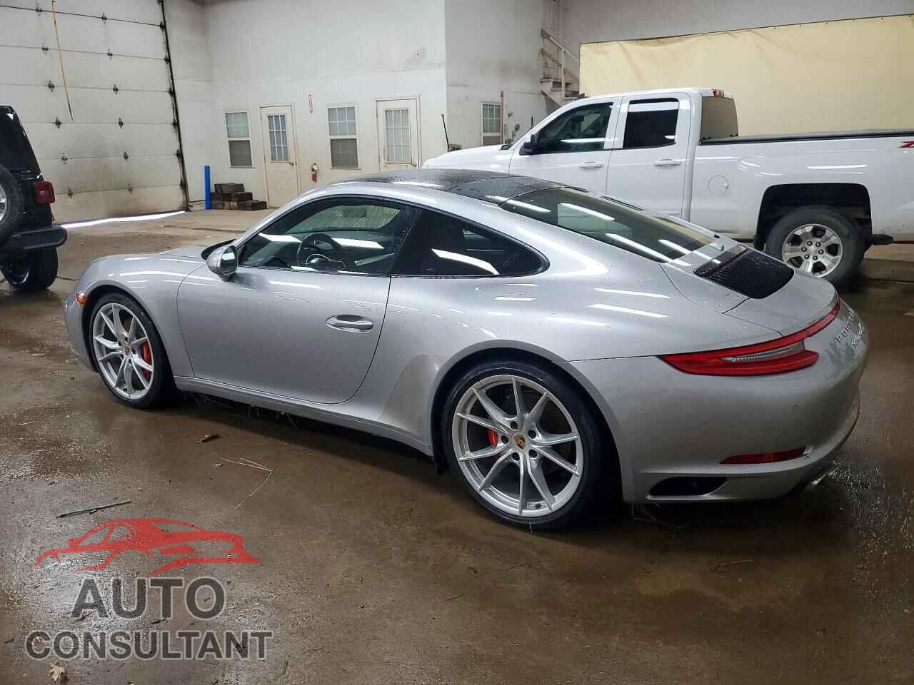 PORSCHE 911 2019 - WP0AB2A93KS115366