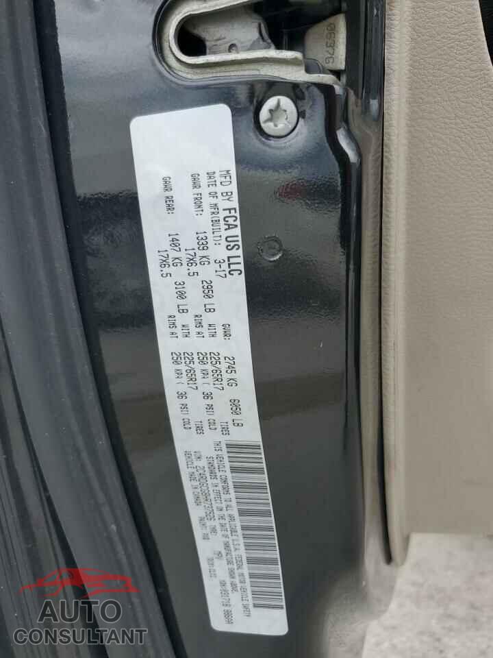 DODGE CARAVAN 2017 - 2C4RDGCG8HR737526