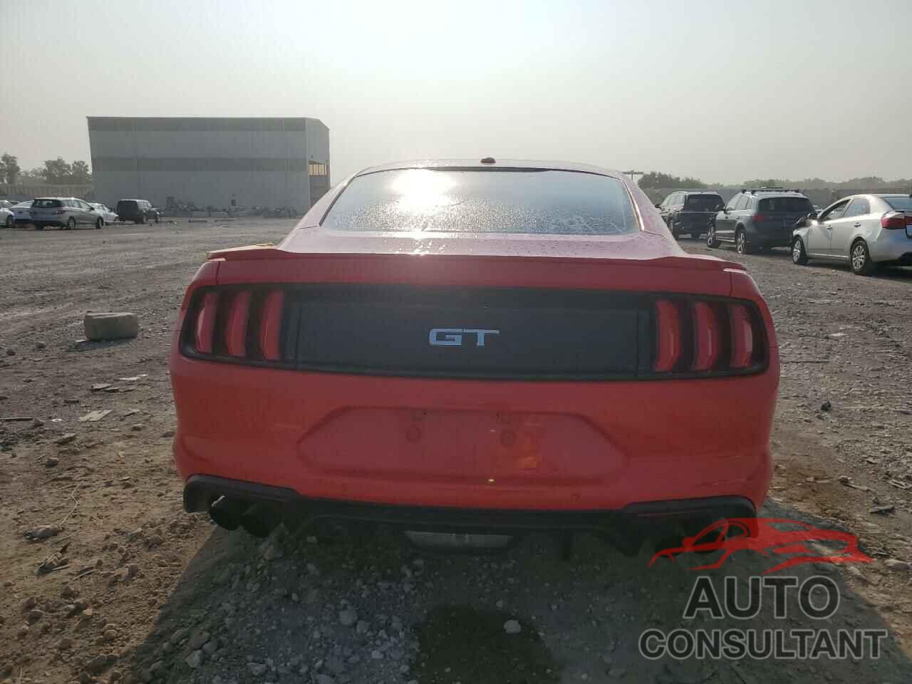 FORD MUSTANG 2018 - 1FA6P8CF3J5184669