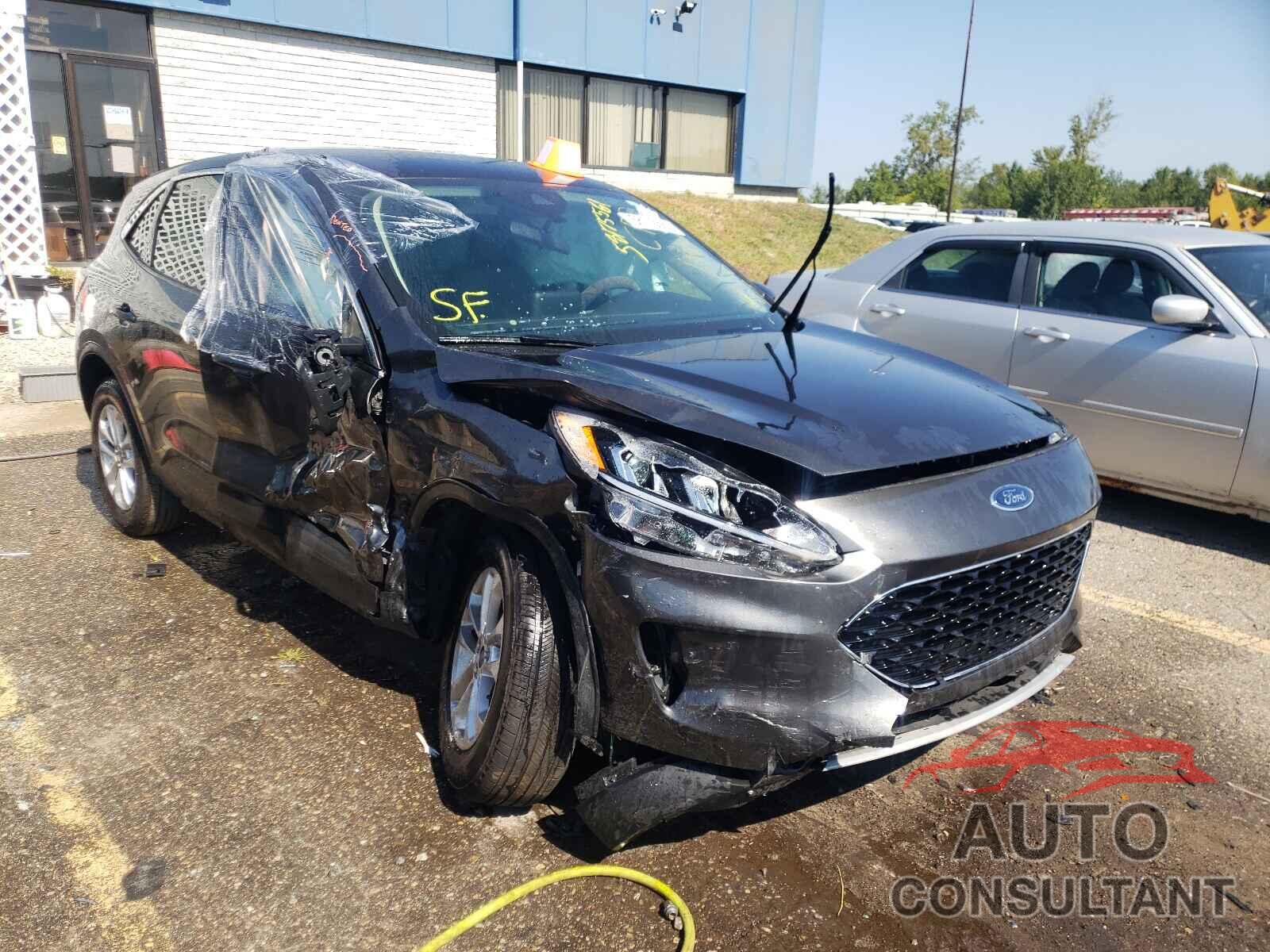 FORD ESCAPE 2020 - 1FMCU0G61LUC70973