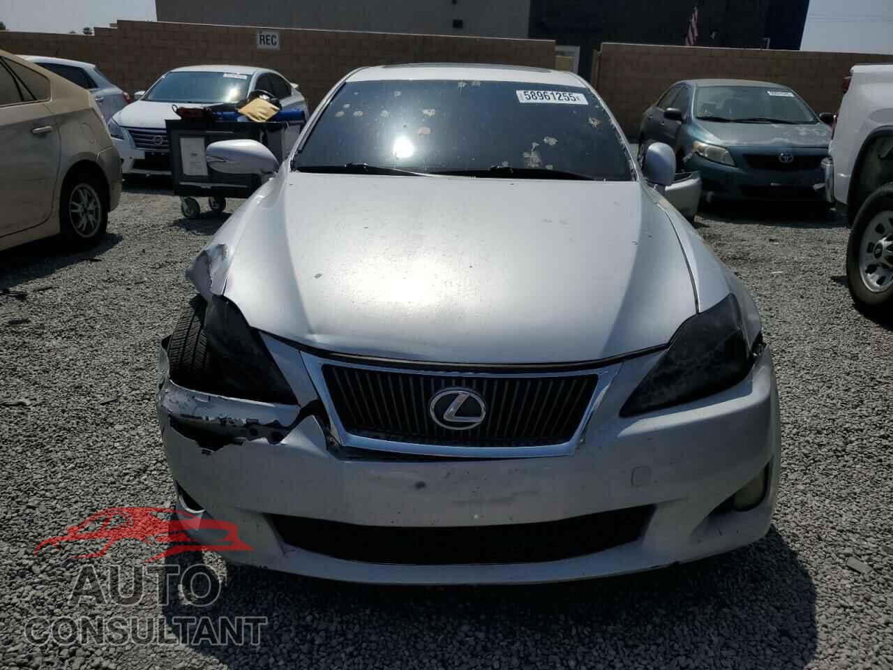 LEXUS IS 2009 - JTHBK262X95092000