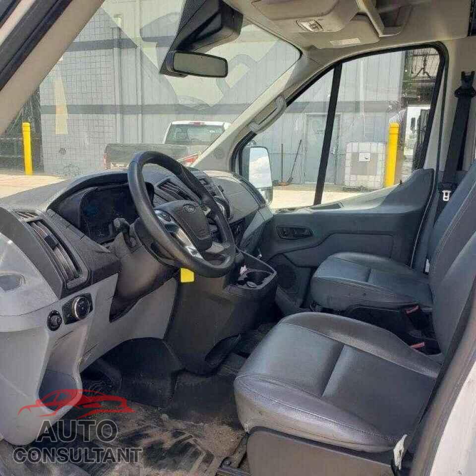 FORD TRANSIT 2019 - 1FTYR2CM7KKA35774