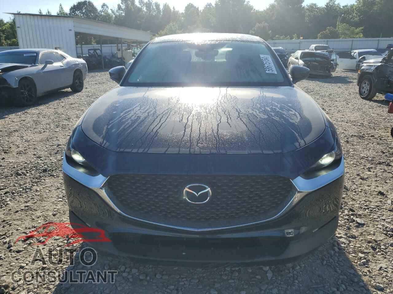 MAZDA CX30 2023 - 3MVDMBAM3PM538152