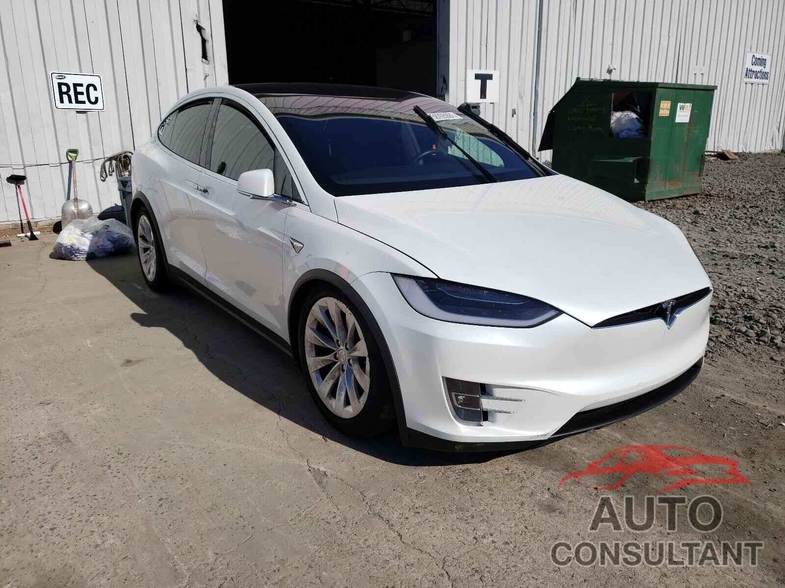 TESLA MODEL X 2019 - 5YJXCBE22KF150613