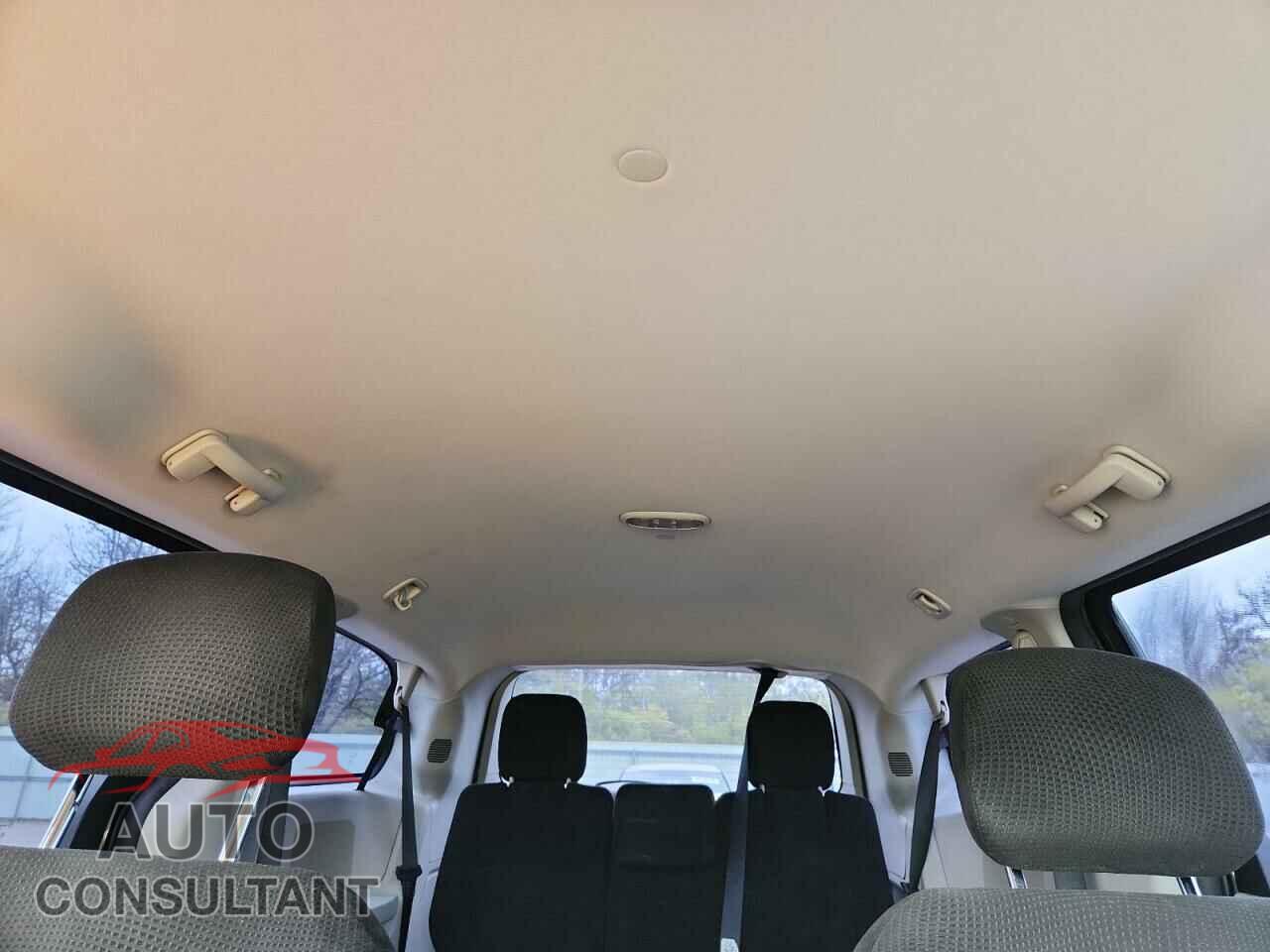 DODGE CARAVAN 2013 - 2C4RDGBG8DR641374