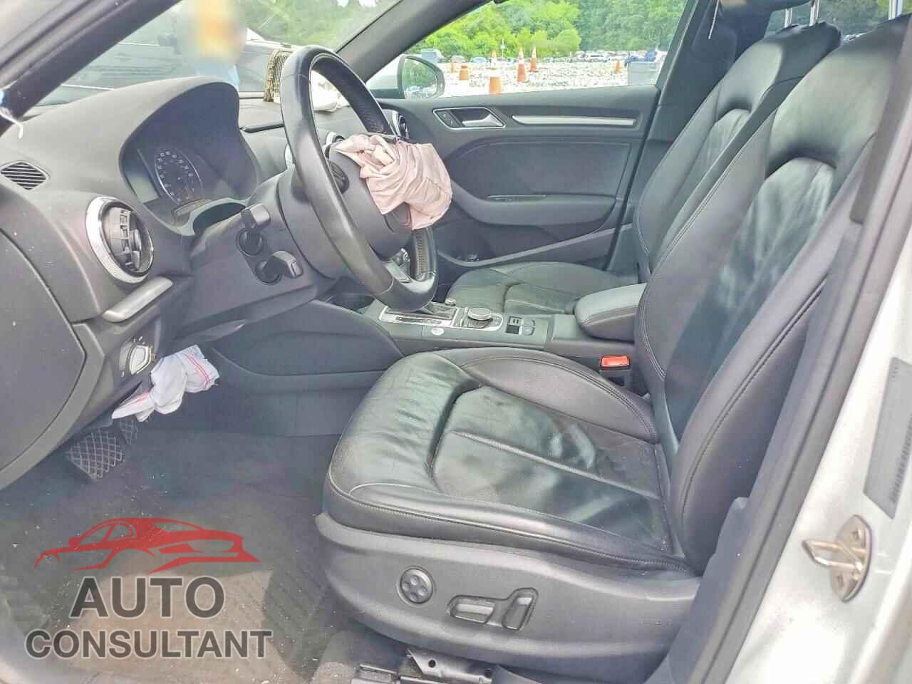 AUDI A3 2016 - WAUA7GFF7G1055938