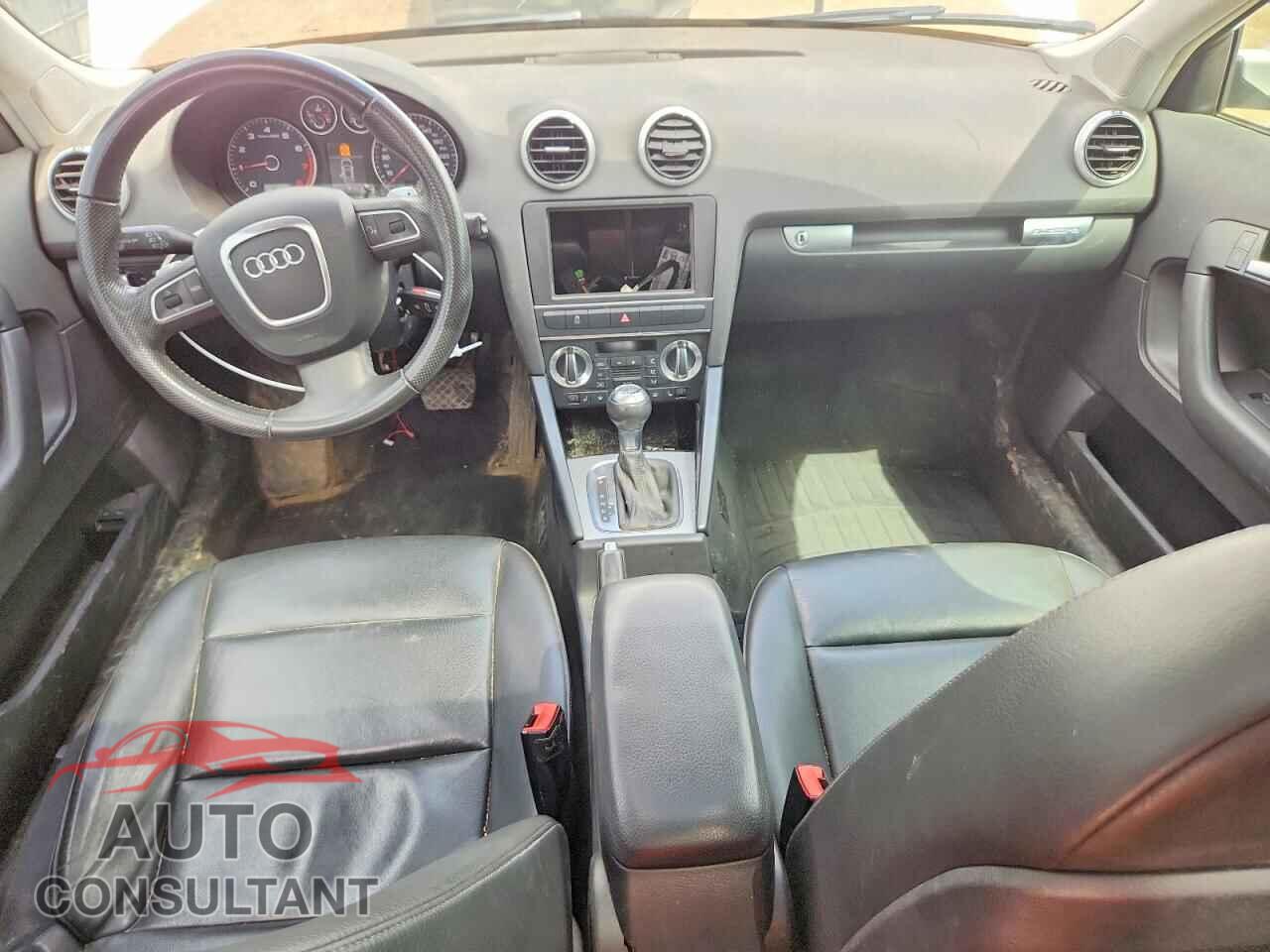 AUDI A3 2011 - WAUMFCFM0BA097206