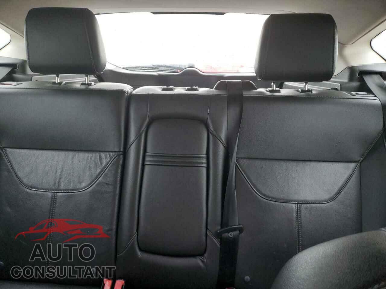 FORD FOCUS 2016 - 1FADP3K21GL326059