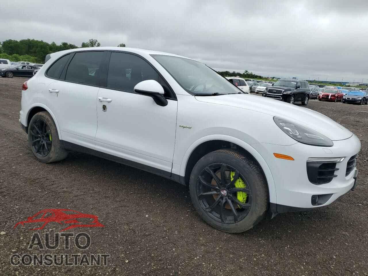 PORSCHE CAYENNE 2017 - WP1AE2A2XHLA71216