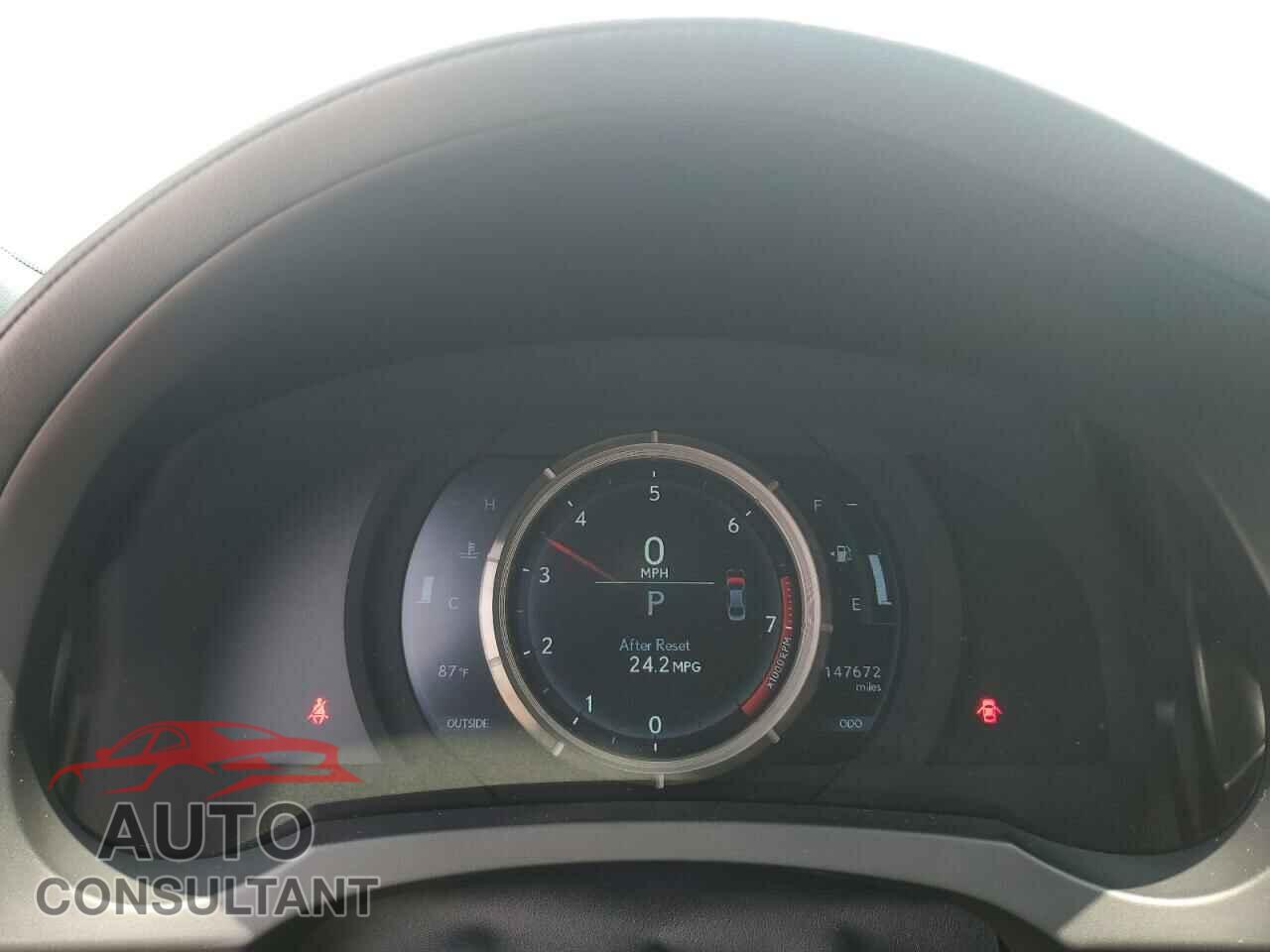 LEXUS IS 2015 - JTHBF1D20F5049900