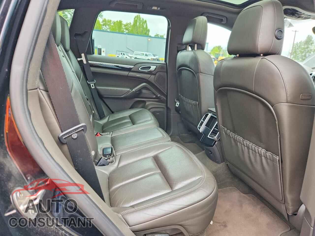 PORSCHE CAYENNE 2016 - WP1AE2A24GLA64342