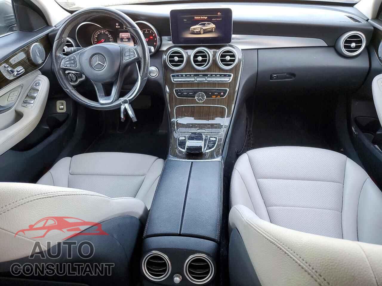 MERCEDES-BENZ C-CLASS 2015 - 55SWF4JB2FU070401
