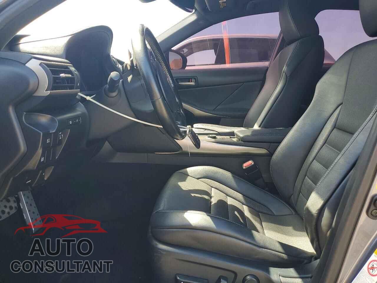 LEXUS IS 2017 - JTHBA1D24H5047200