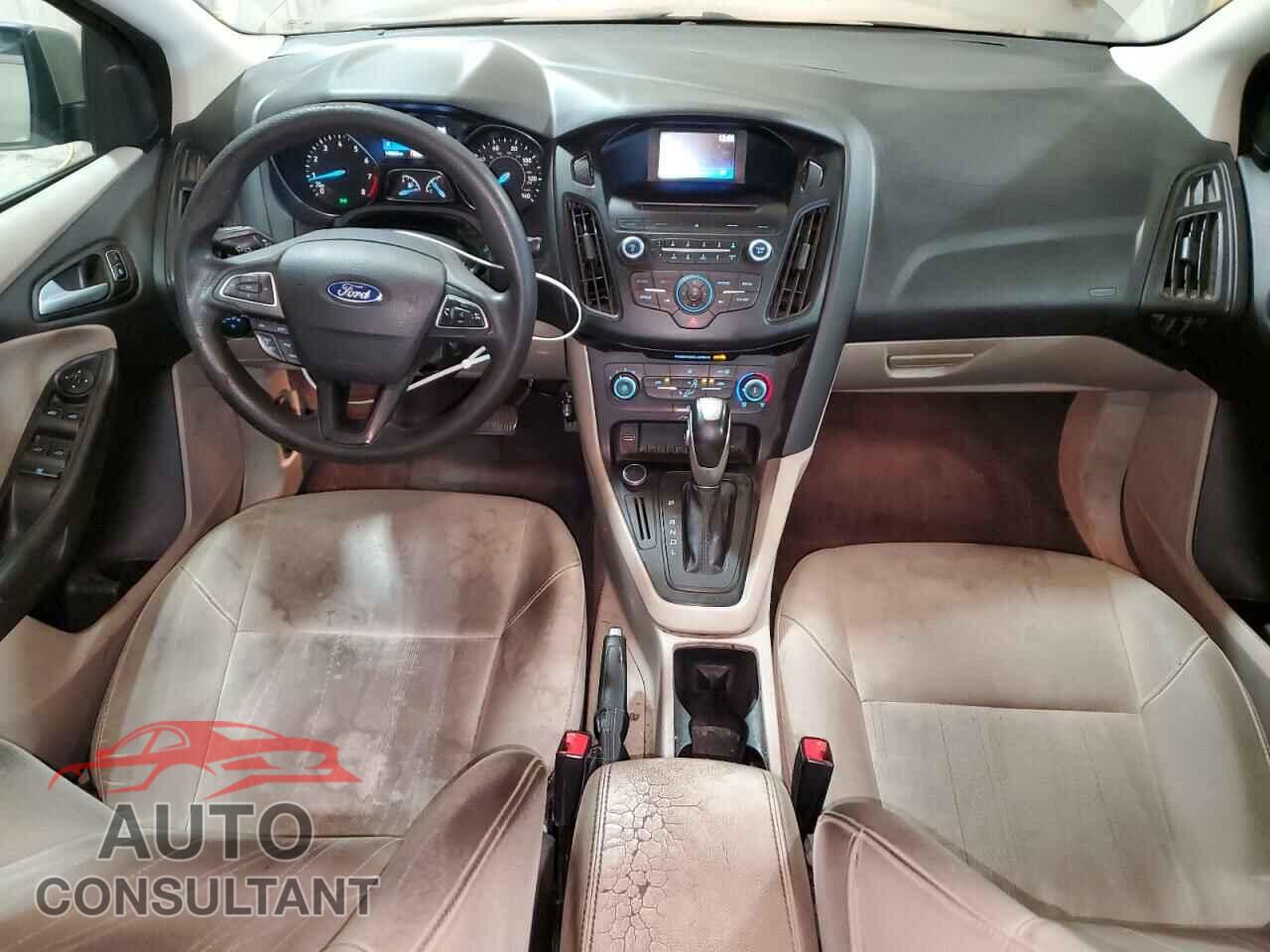 FORD FOCUS 2015 - 1FADP3F25FL365844