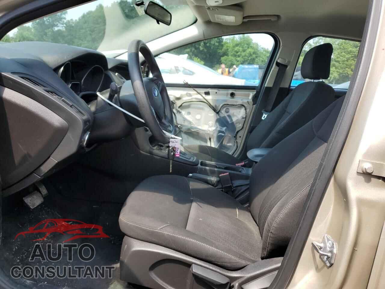 FORD FOCUS 2017 - 1FADP3FEXHL322405