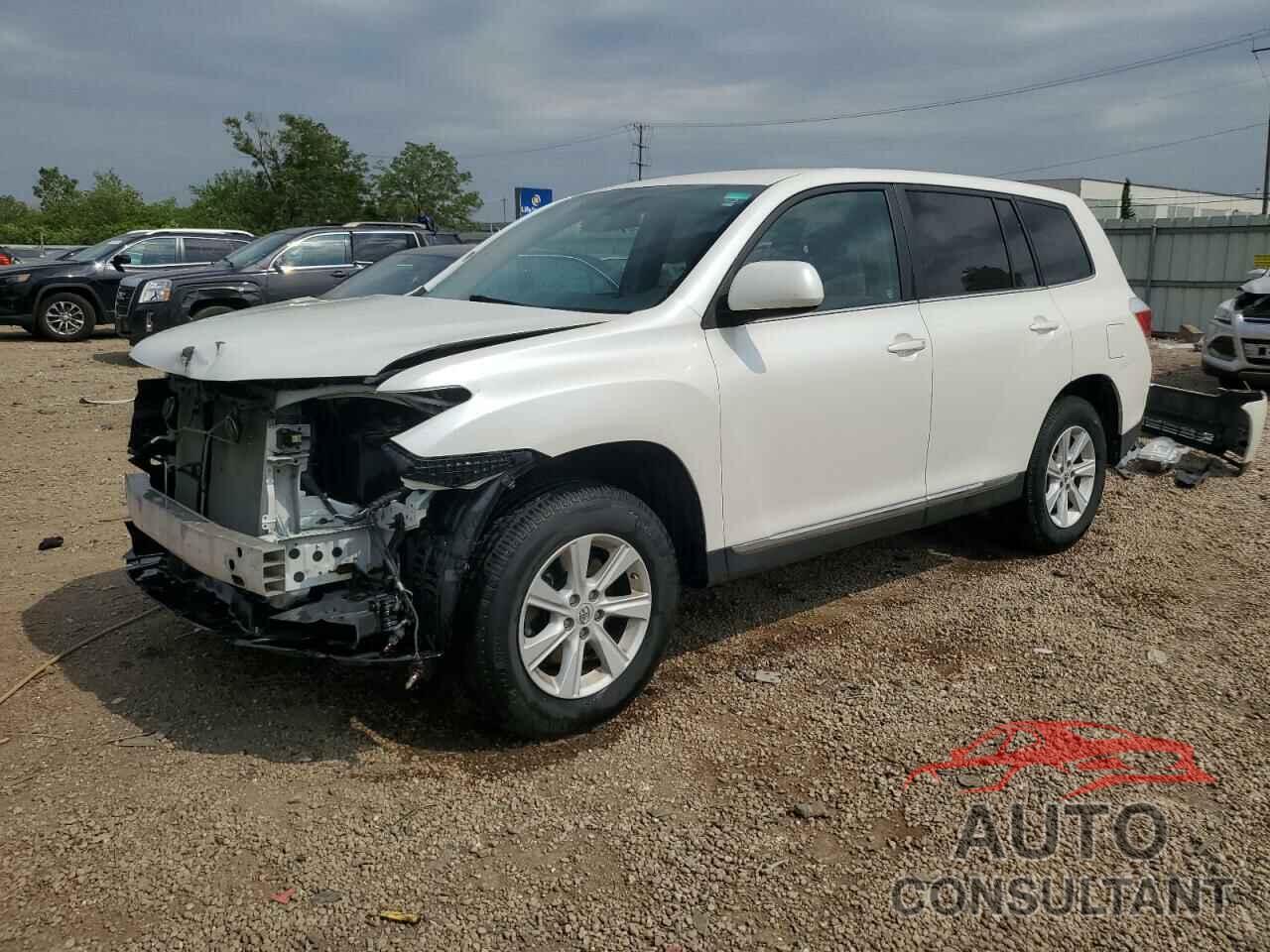 TOYOTA HIGHLANDER 2013 - 5TDBK3EH5DS239775