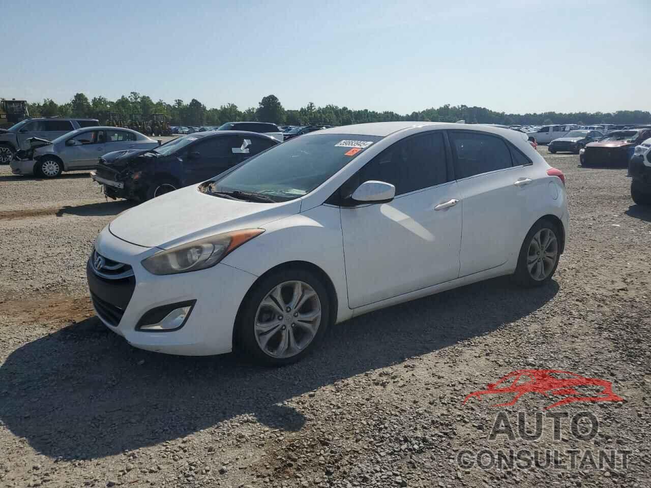 HYUNDAI ELANTRA 2013 - KMHD35LE9DU083547