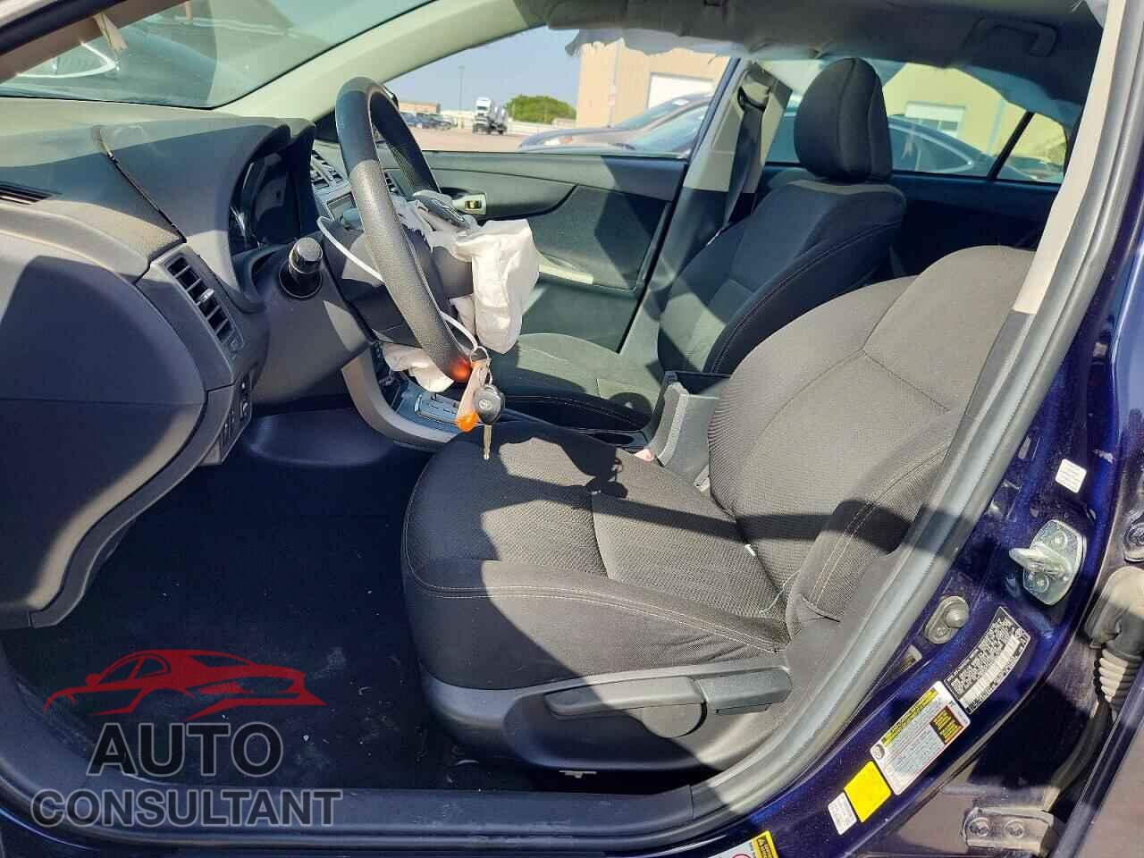 TOYOTA COROLLA 2013 - 2T1BU4EE9DC960311