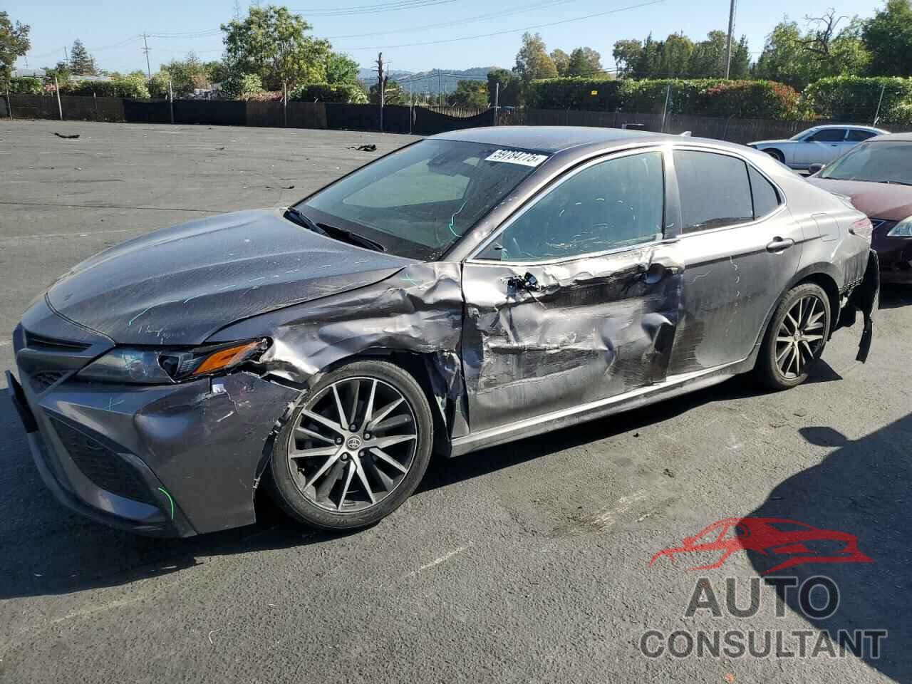 TOYOTA CAMRY 2022 - 4T1G11AKXNU619461