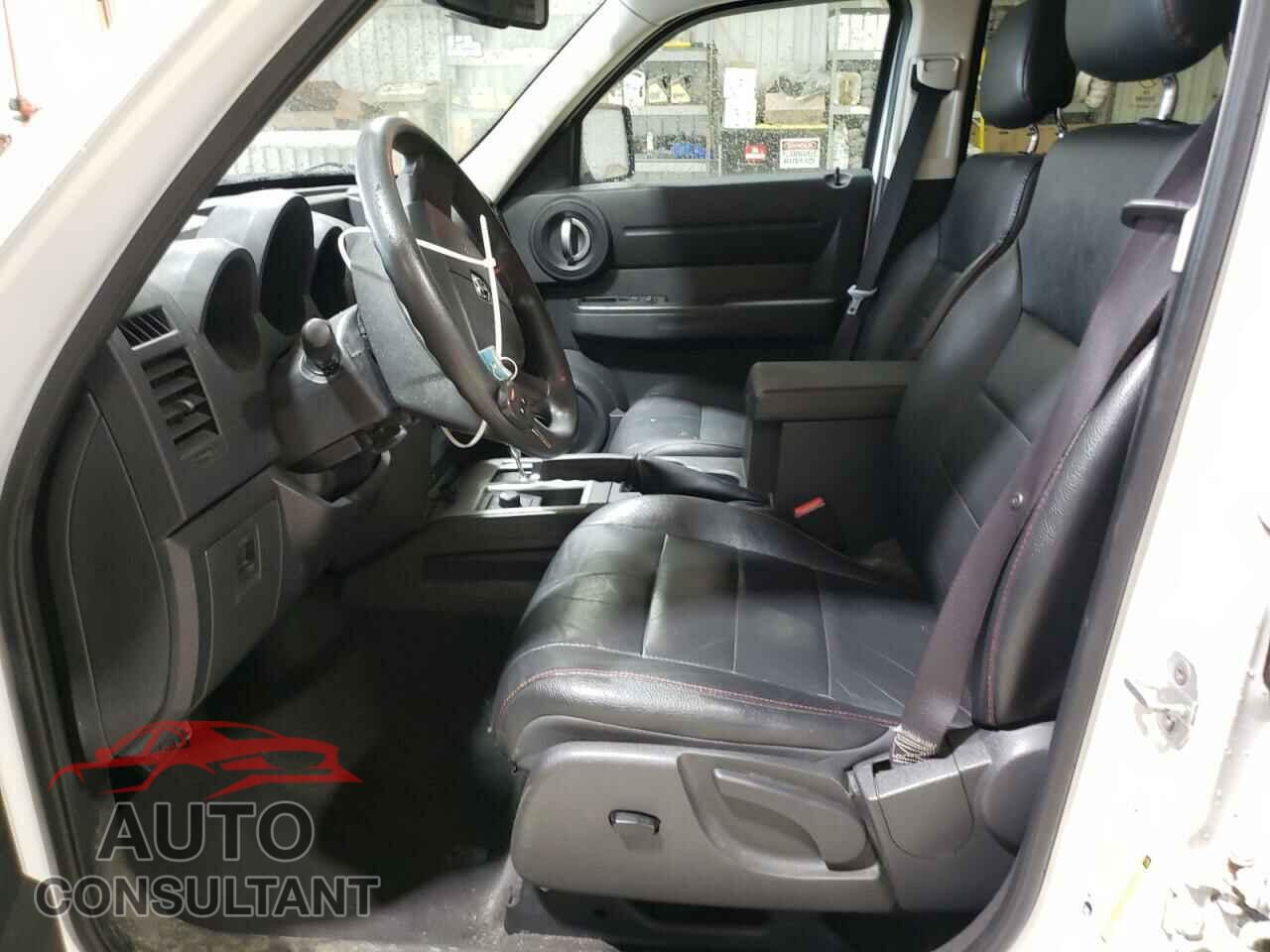 DODGE NITRO 2011 - 1D4PU4GX7BW607335