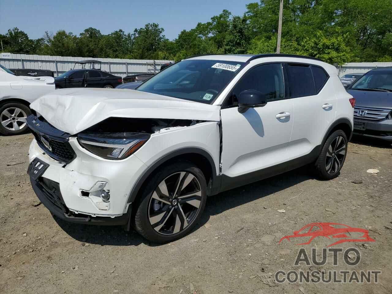 VOLVO XC40 PLUS 2024 - YV4L12UL3R2249126