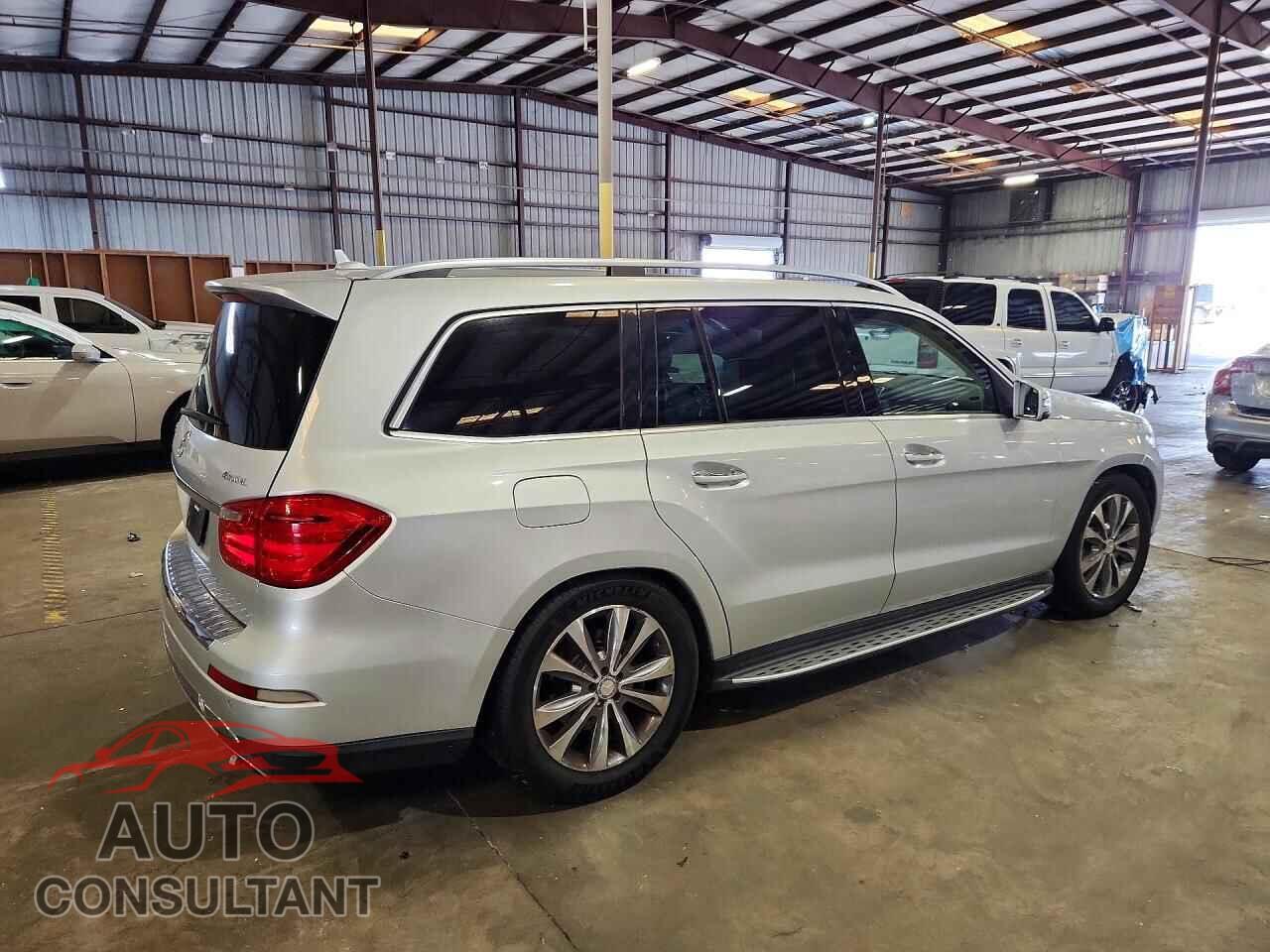 MERCEDES-BENZ GL-CLASS 2015 - 4JGDF6EE7FA609334