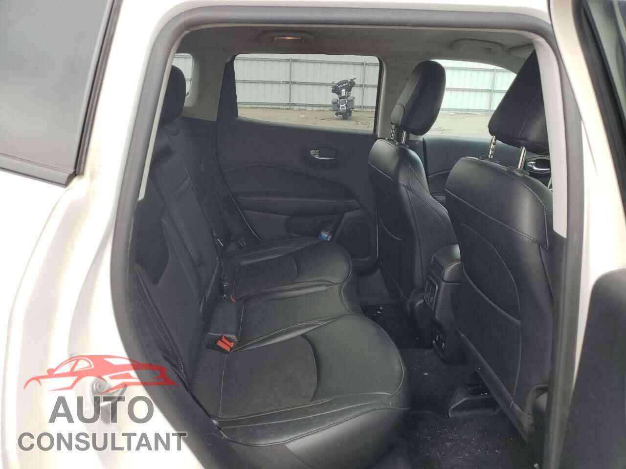 JEEP COMPASS 2020 - 3C4NJDBB2LT106935