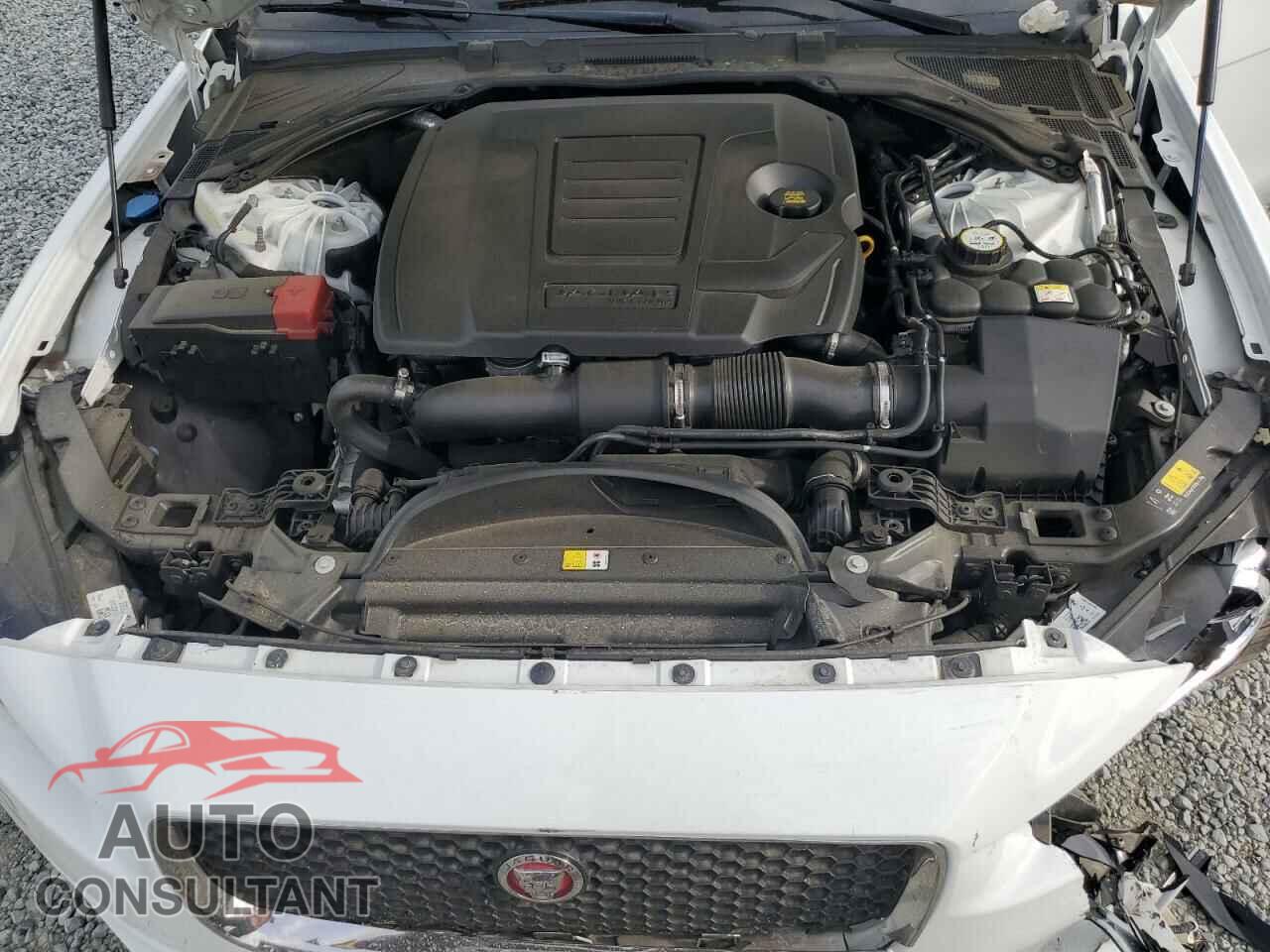 JAGUAR XE 2018 - SAJAE4FX7JCP36002