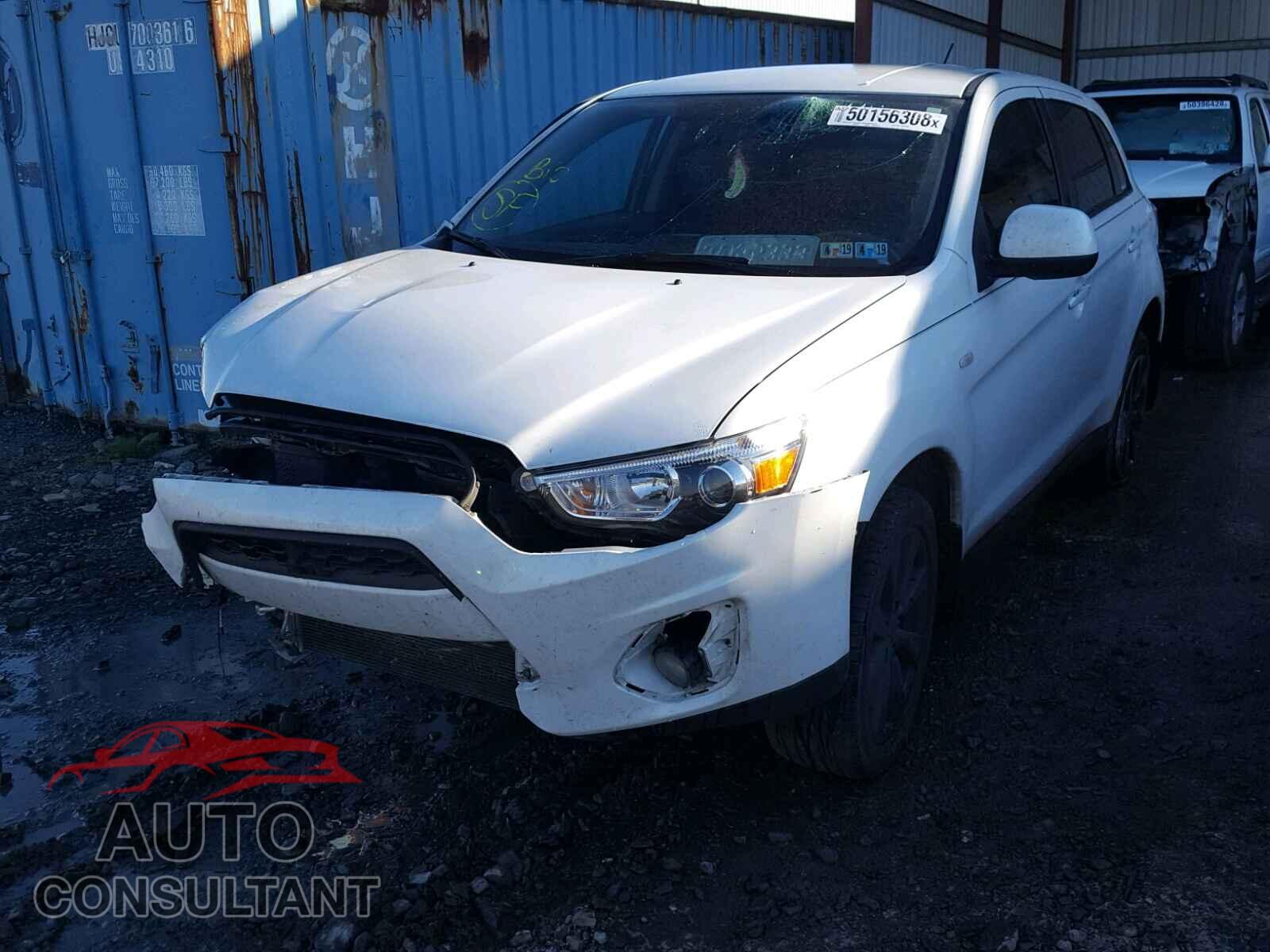 MITSUBISHI OUTLANDER 2015 - 4A4AP3AU2FE014473