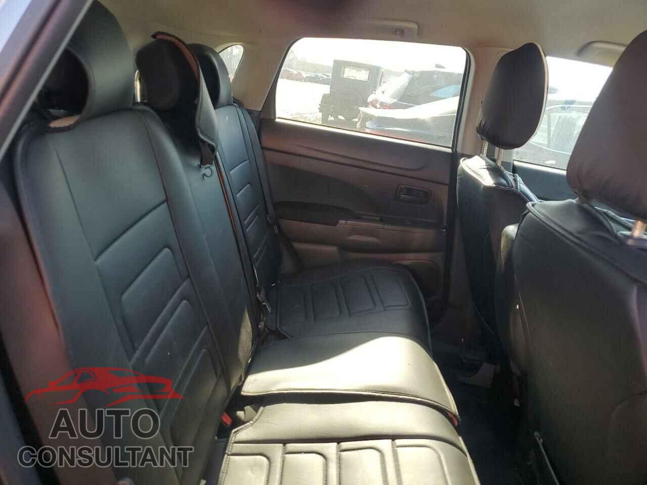 MITSUBISHI OUTLANDER 2014 - 4A4AP3AU9EE015795