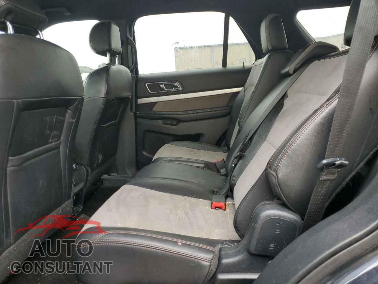 FORD EXPLORER 2017 - 1FM5K7DH5HGE11028