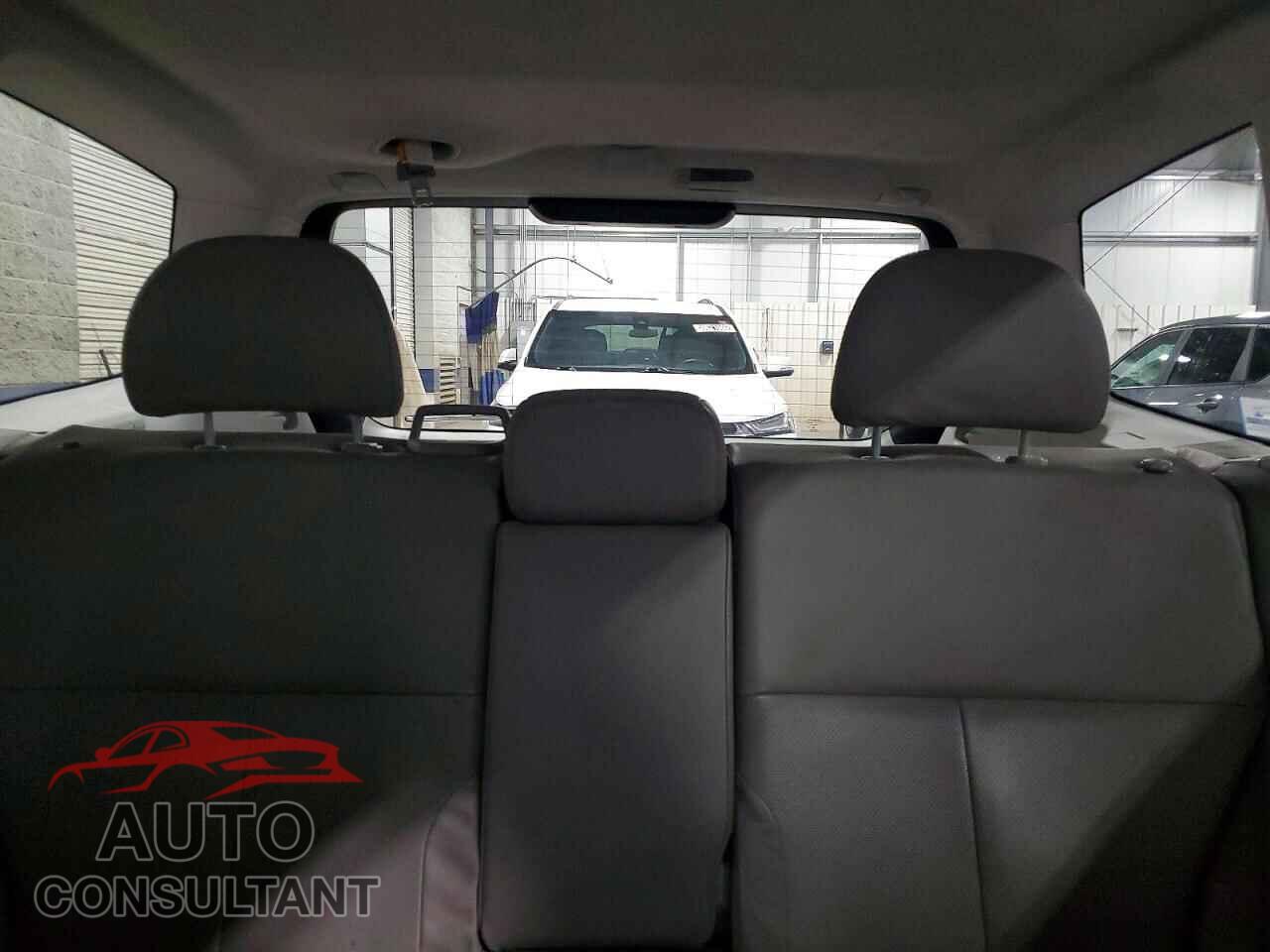 SUBARU FORESTER 2010 - JF2SH6DC8AH780570