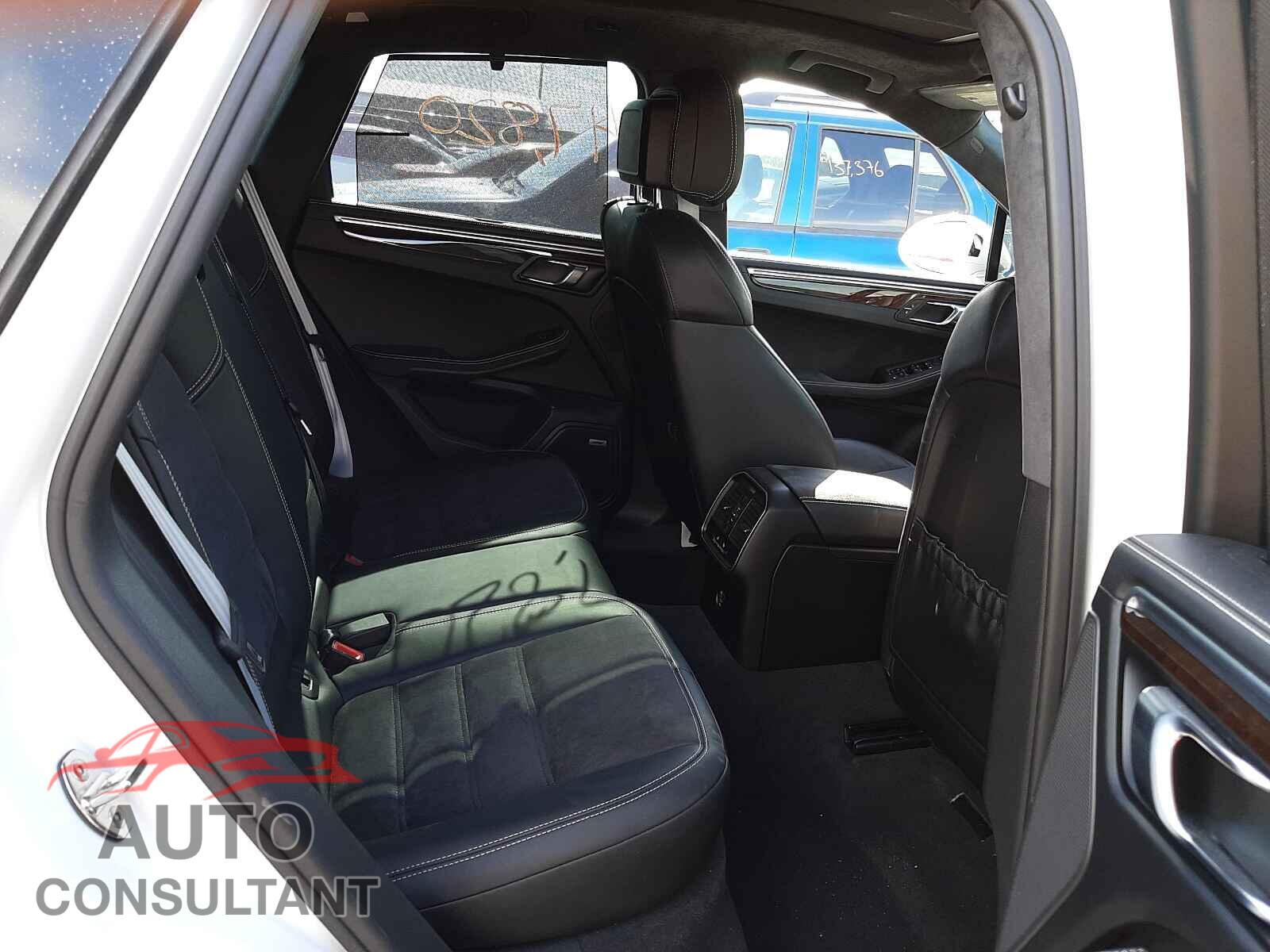 PORSCHE MACAN 2017 - WP1AG2A55HLB54010