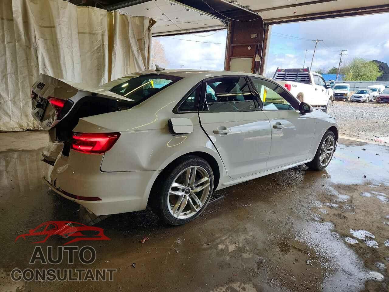 AUDI A4 2017 - WAUDNAF49HN054668