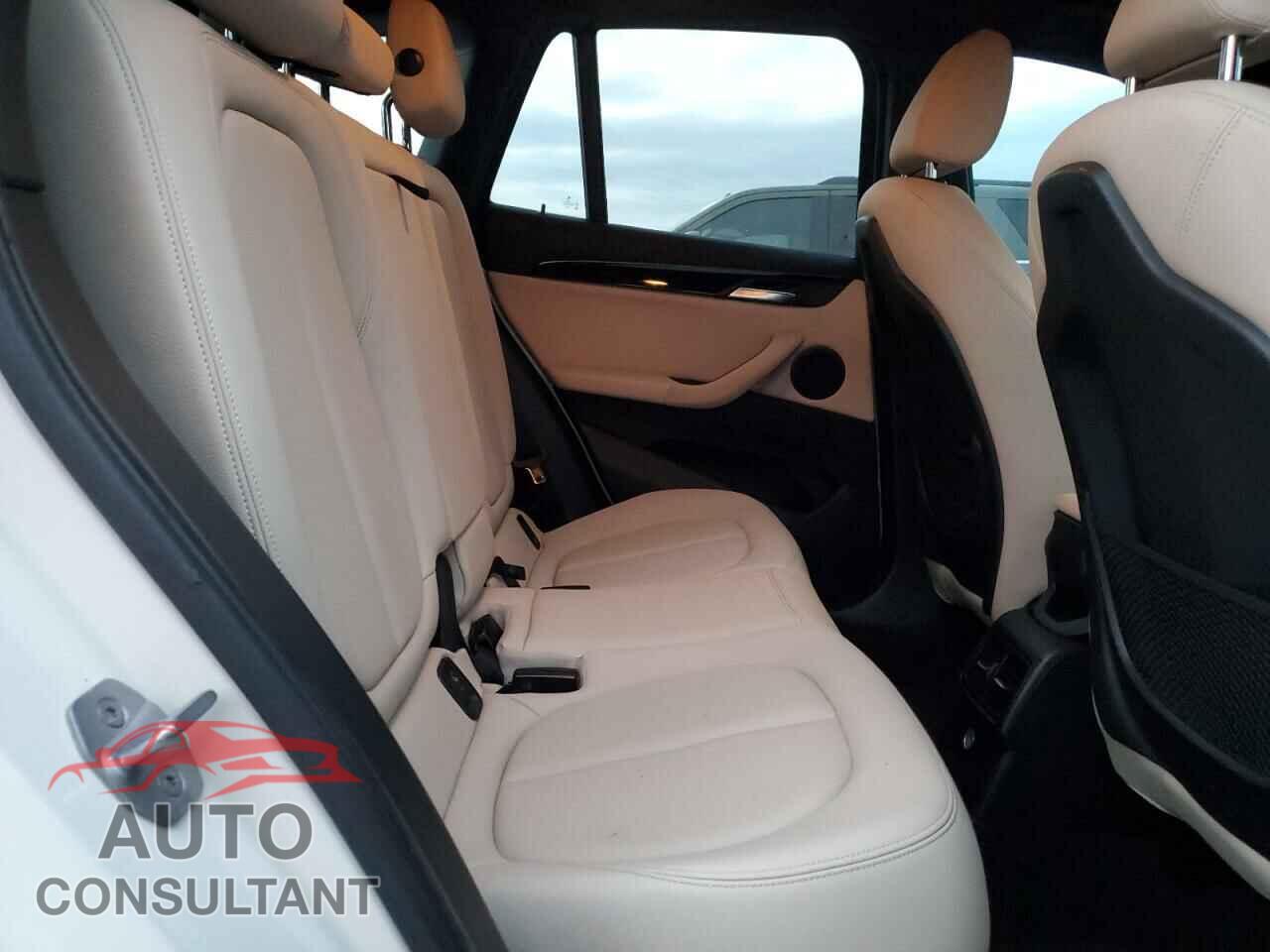 BMW X1 2018 - WBXHU7C32J5L05979