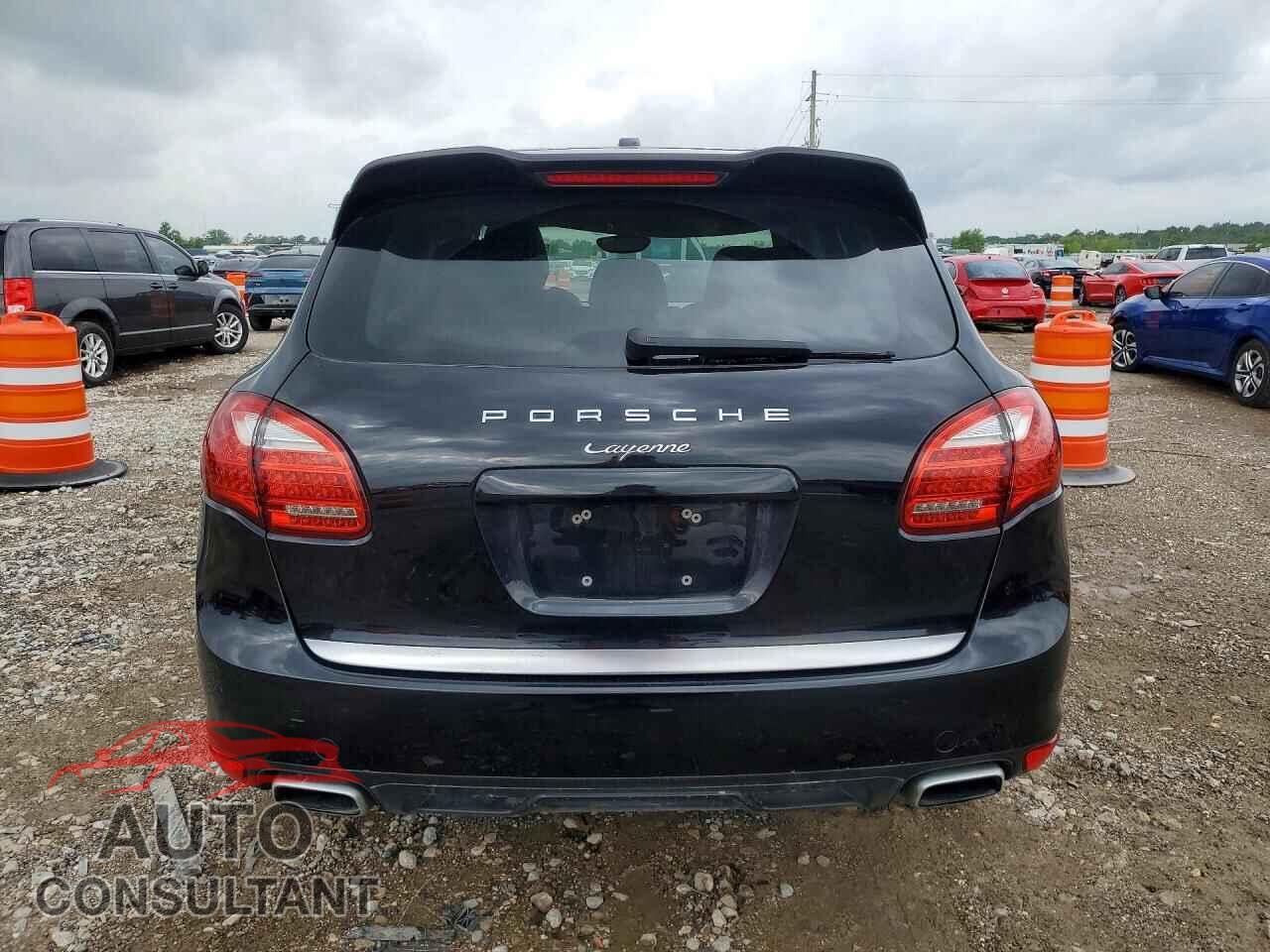 PORSCHE CAYENNE 2013 - WP1AA2A21DLA01237