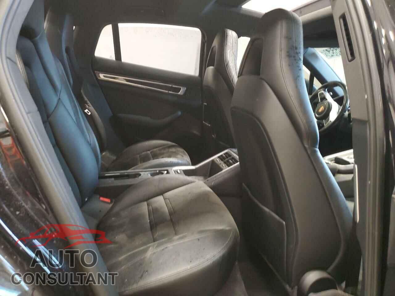 PORSCHE PANAMERA 2017 - WP0AB2A7XHL120825