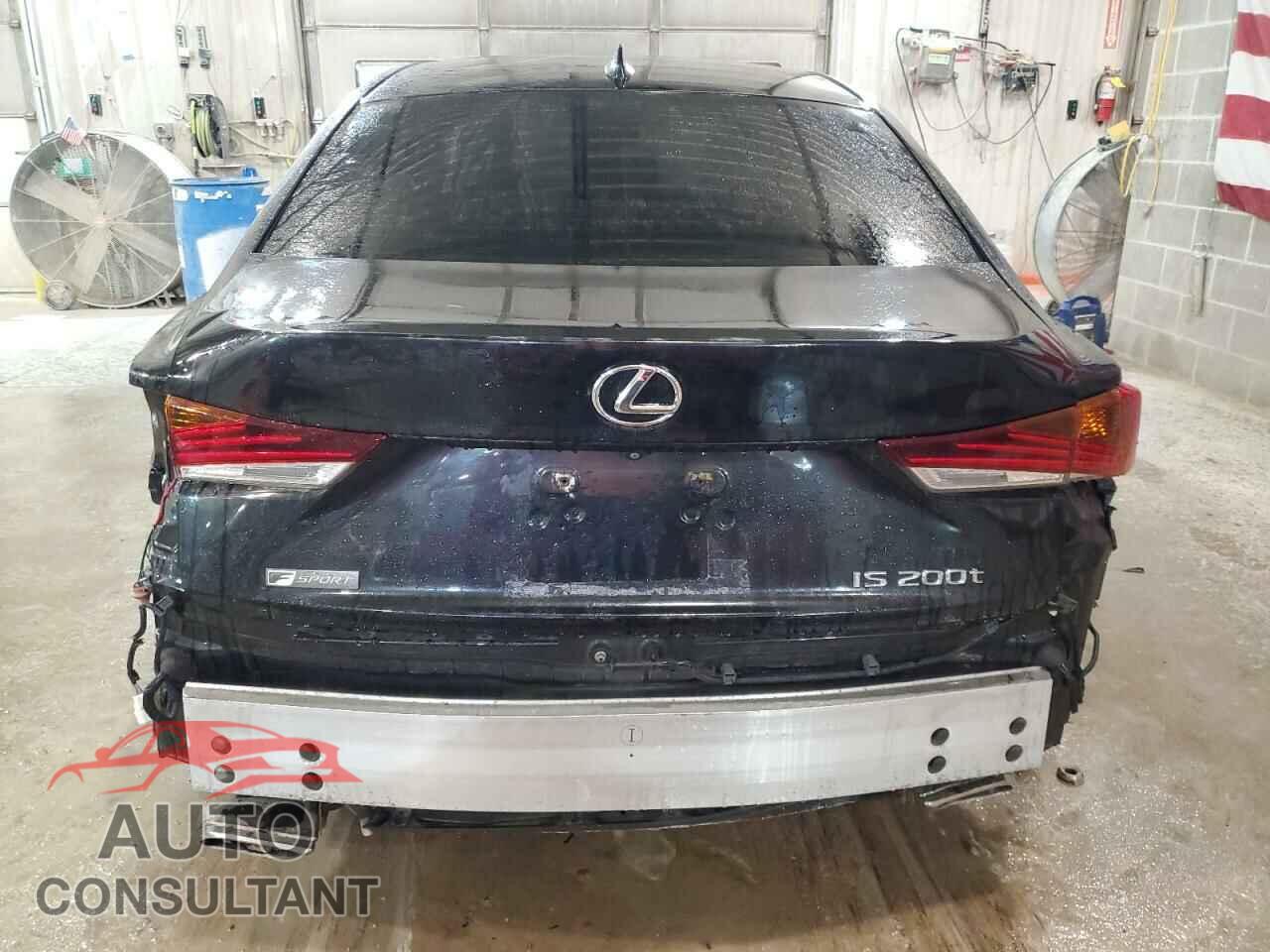 LEXUS IS 2017 - JTHBA1D28H5057194