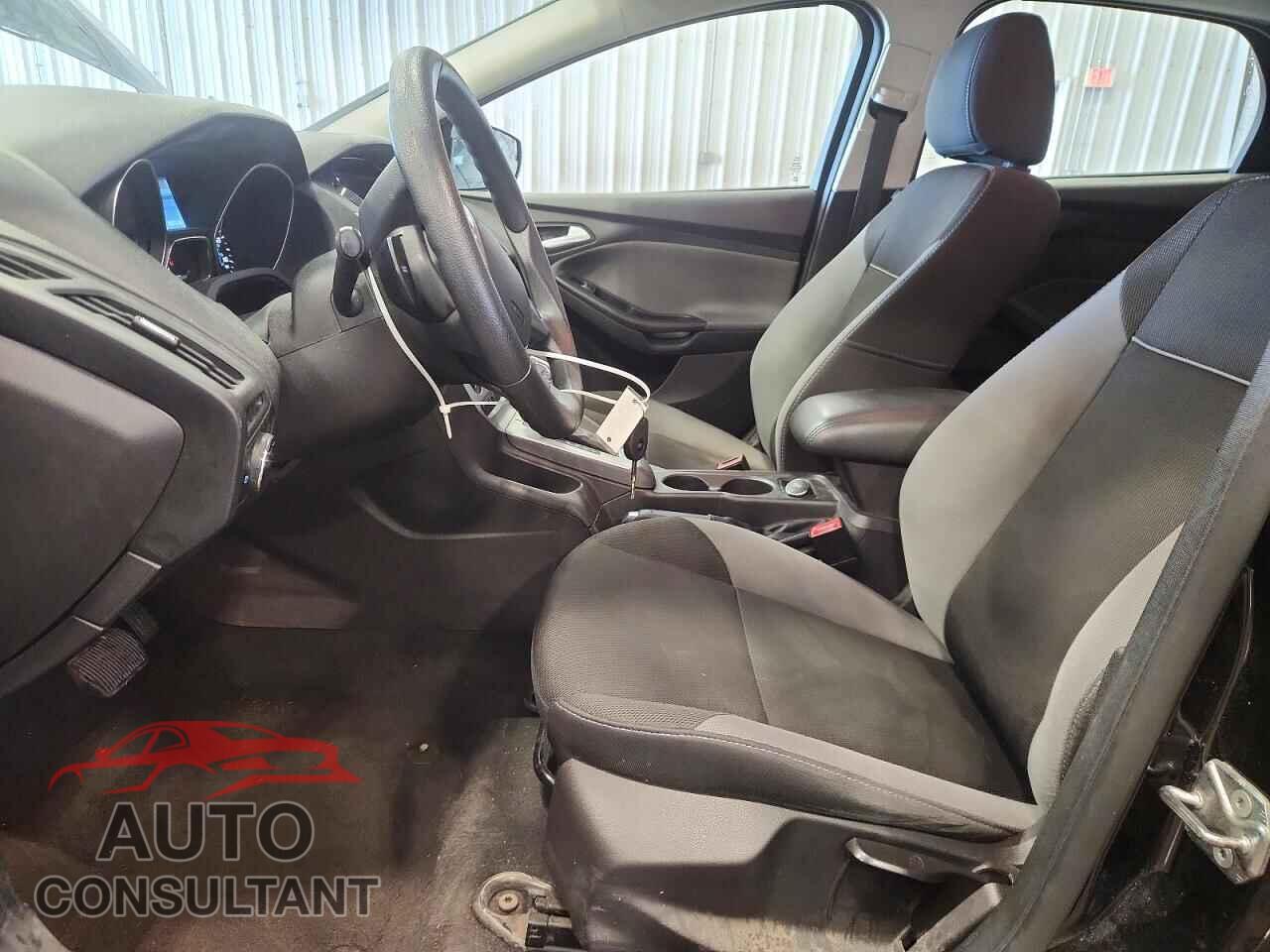FORD FOCUS 2014 - 1FADP3F20EL437726