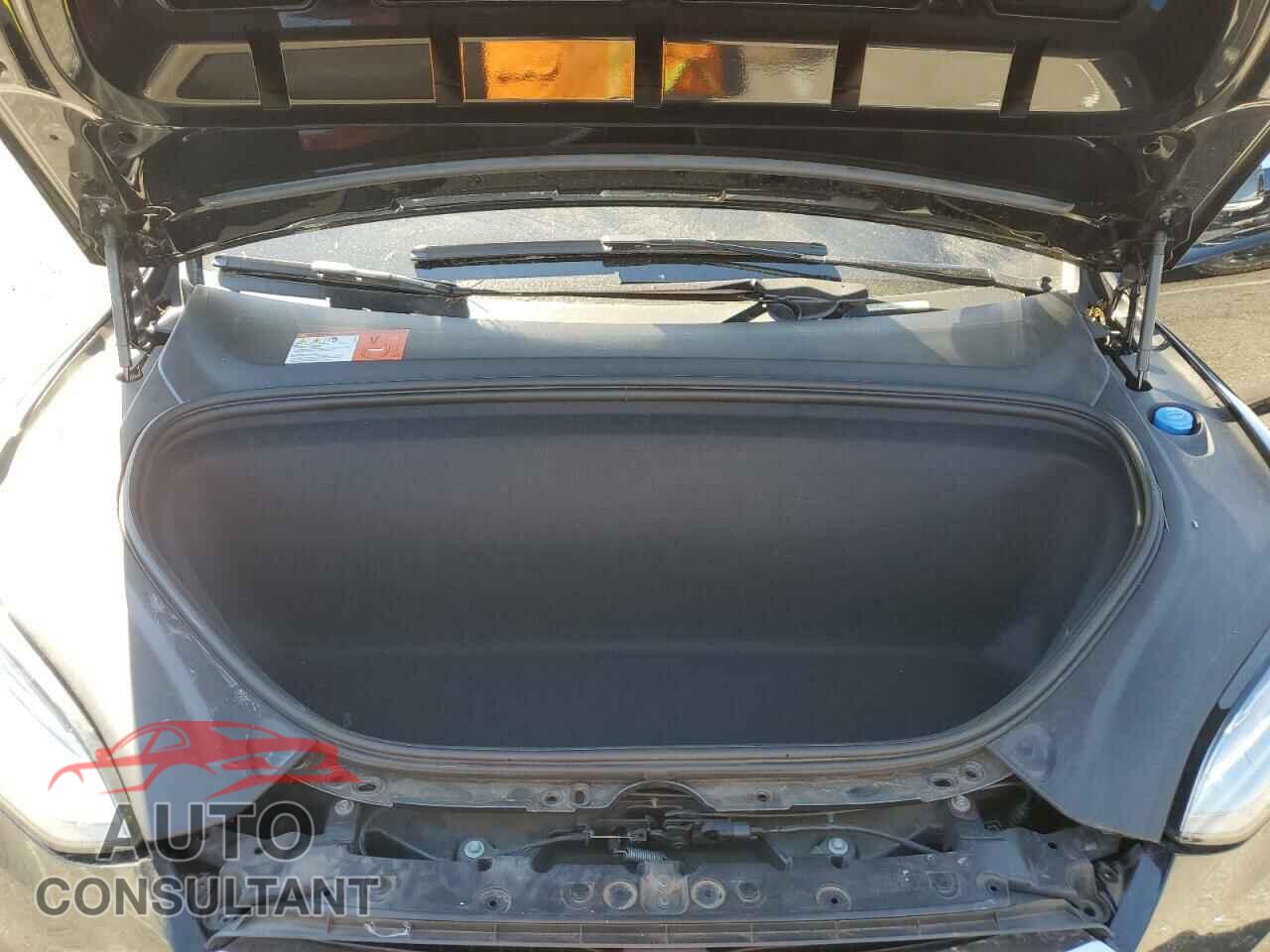 TESLA MODEL X 2017 - 5YJXCBE21HF055081