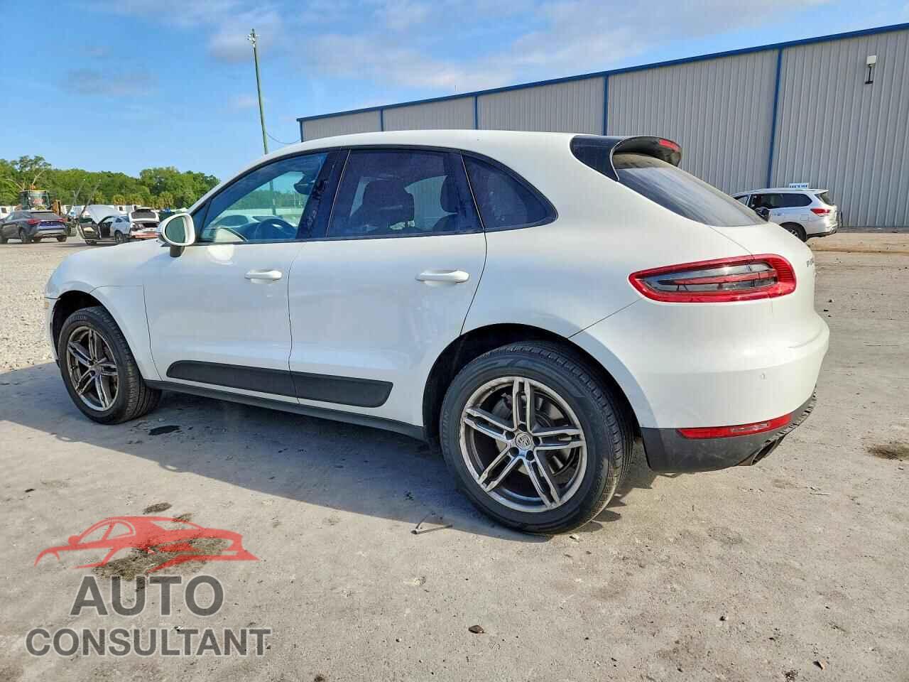 PORSCHE MACAN 2015 - WP1AB2A52FLB69138