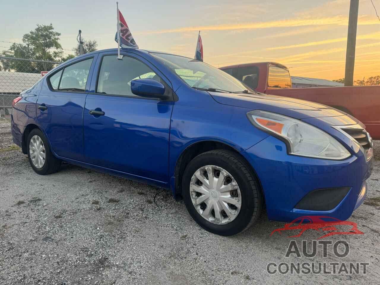 NISSAN VERSA 2017 - 3N1CN7AP1HL829115