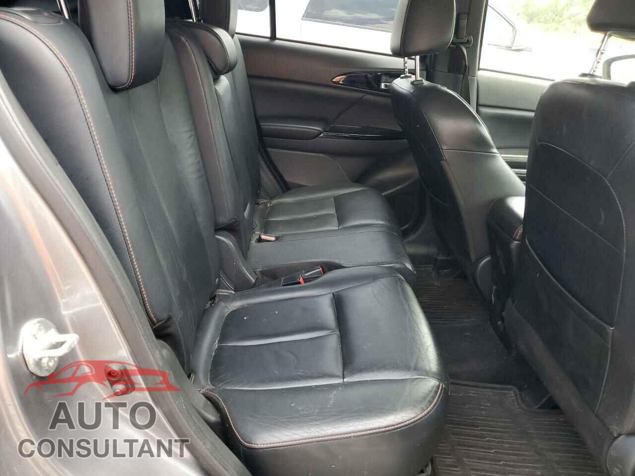MITSUBISHI ECLIPSE 2018 - JA4AT5AA4JZ043652