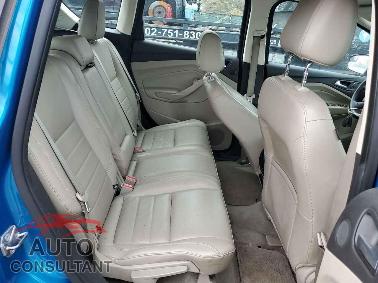 FORD CMAX 2014 - 1FADP5BU3EL501129